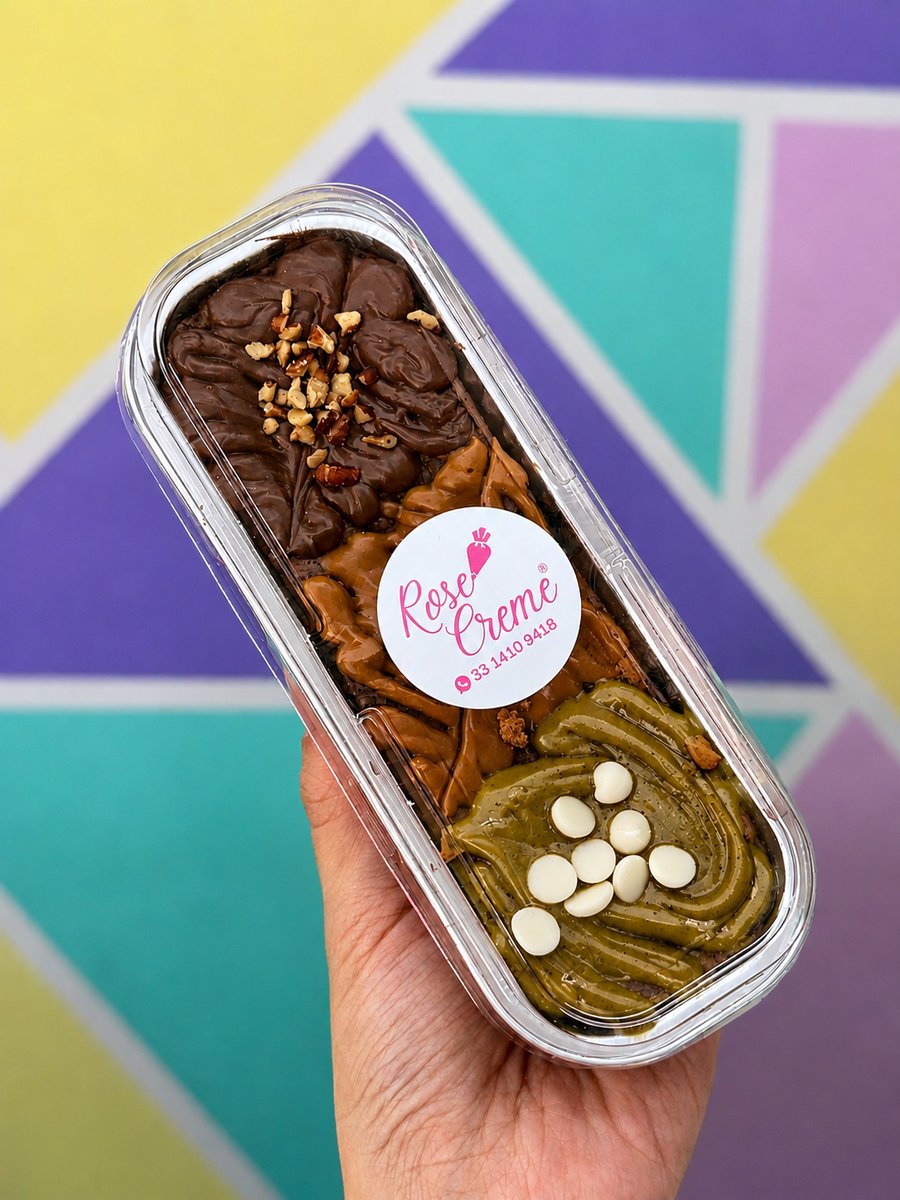 Brownie cuchareable con Nutella, Lotus y crema de pistache